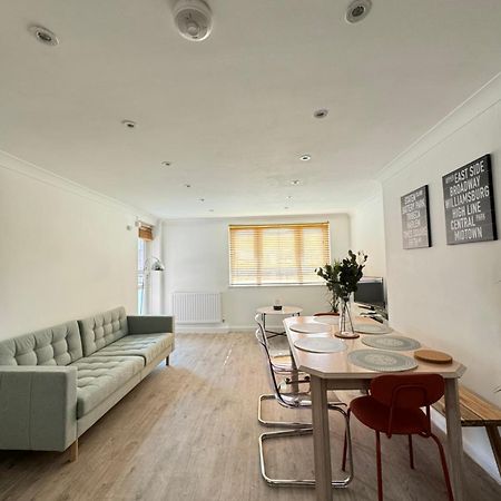 Spacious 3Bd Flat Close To Tube - Fulham! London Luaran gambar