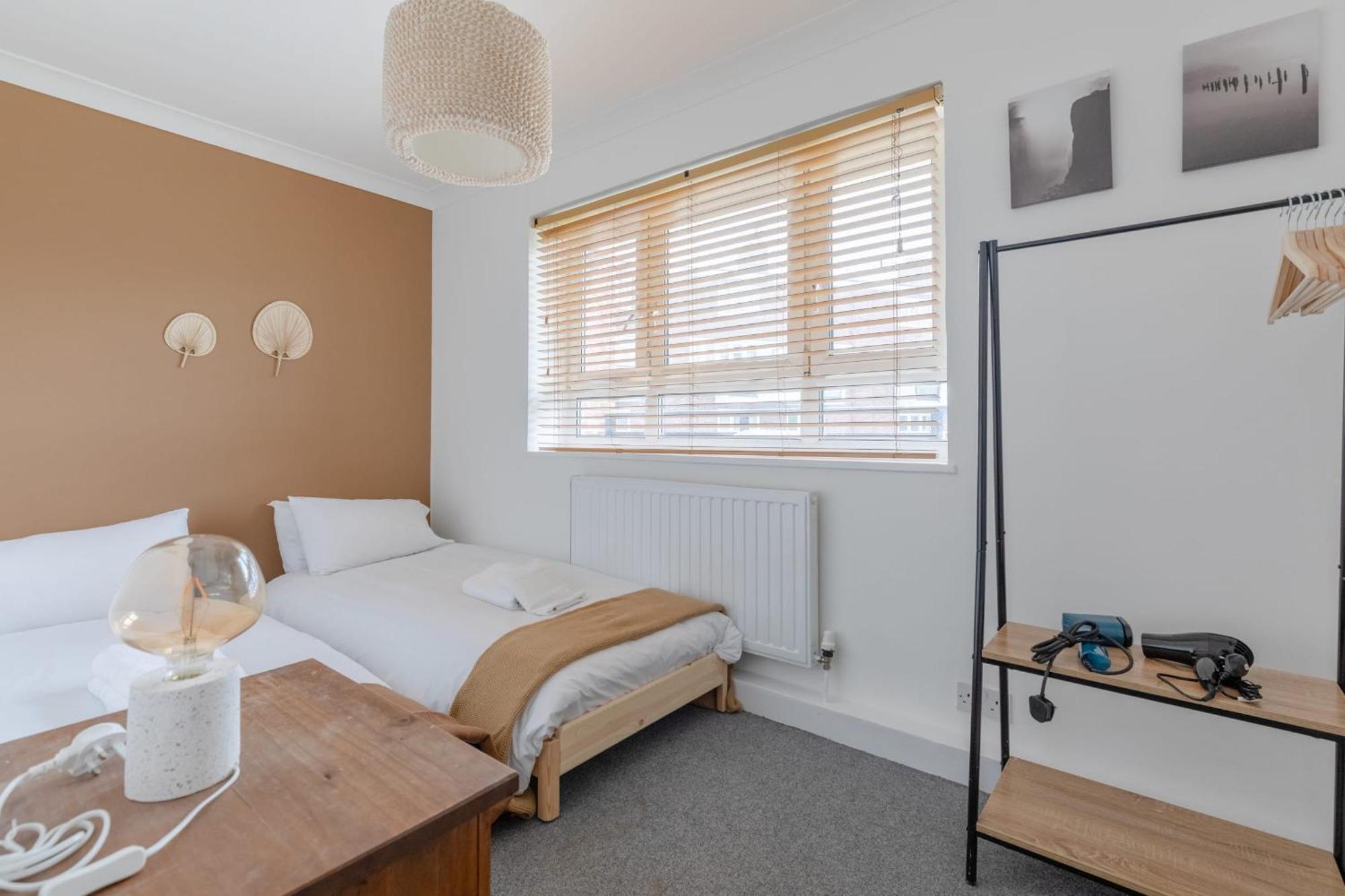Spacious 3Bd Flat Close To Tube - Fulham! London Luaran gambar