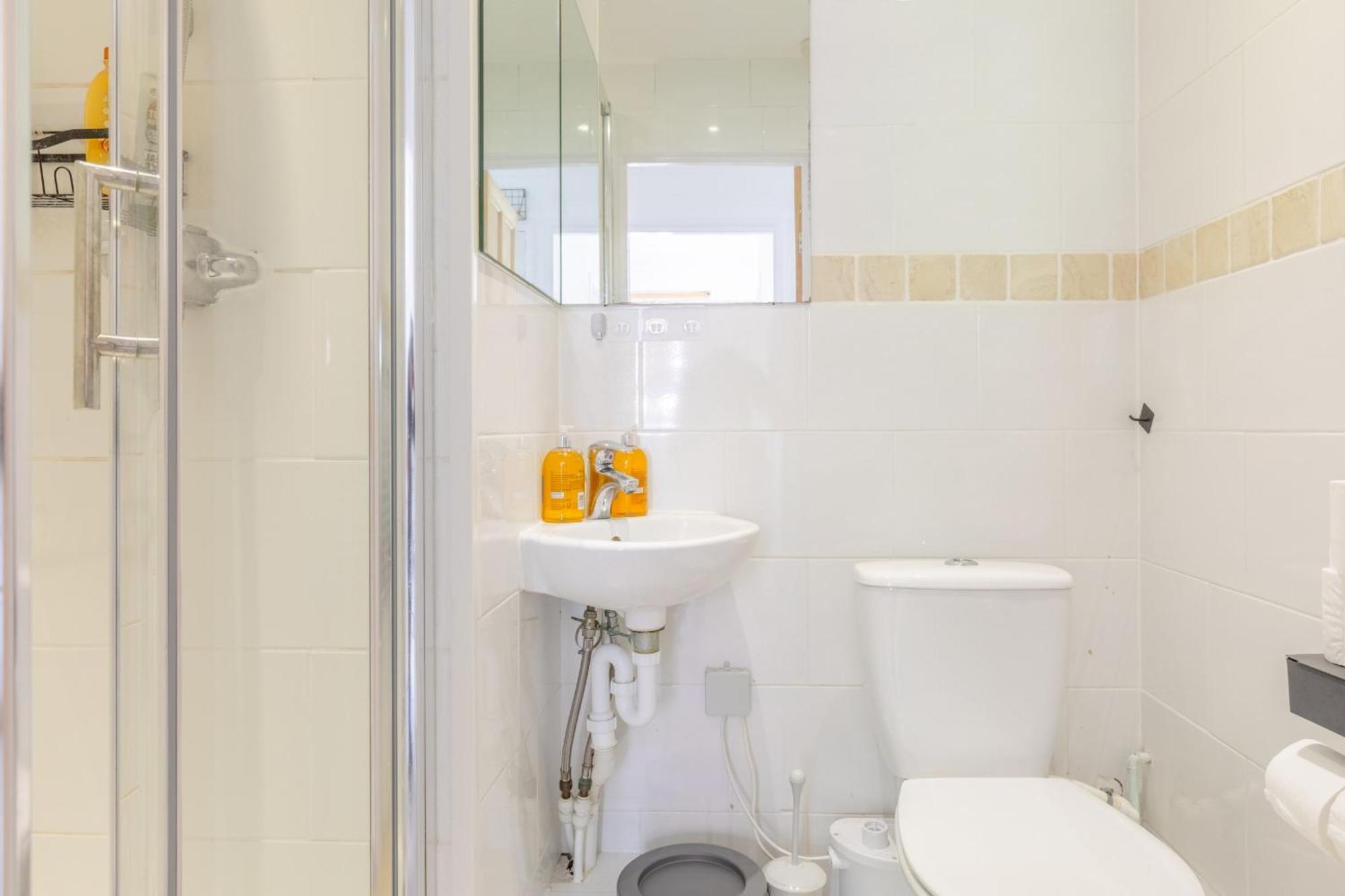 Spacious 3Bd Flat Close To Tube - Fulham! London Luaran gambar